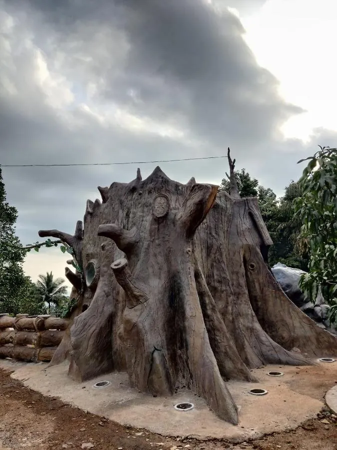 Forest And River Edge Resort Kannur Indien